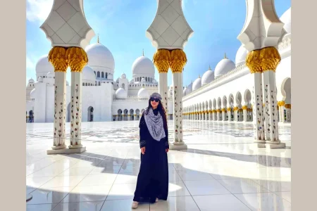 Experience the Majestic Marvels of Sheikh Zayed Grand Mosque Abu Dhabi