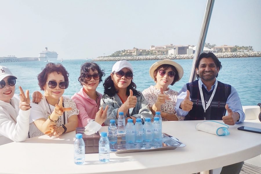 Dibba Al Fujairah Full-Day Cruise with Delicious Buffet Lunch – Tour from Dubai